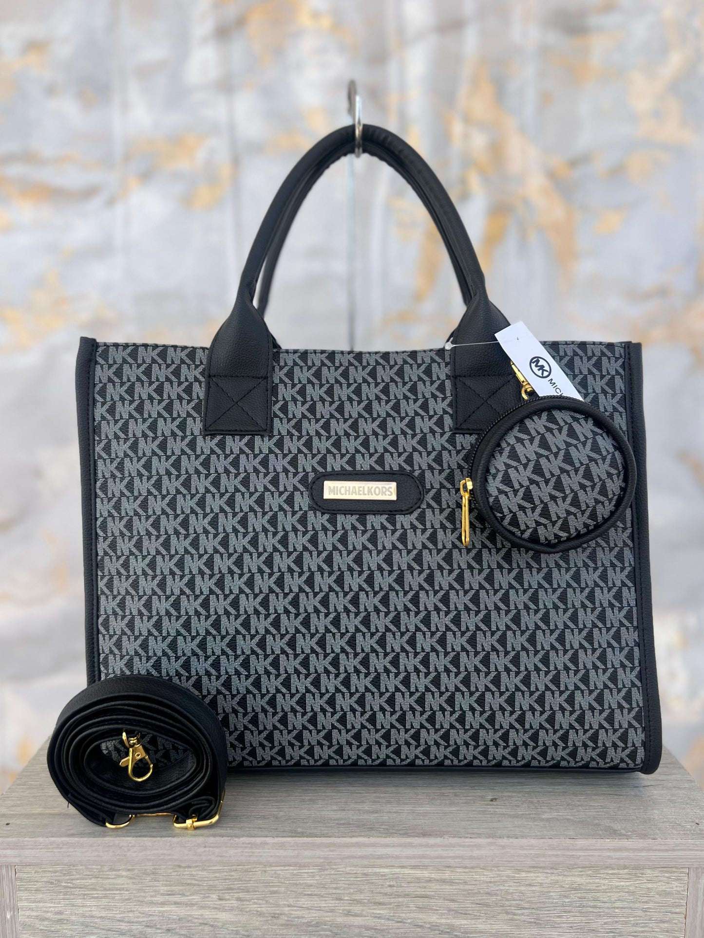 ¡Liquidación de Stock!  BOLSO MK + MONEDERO